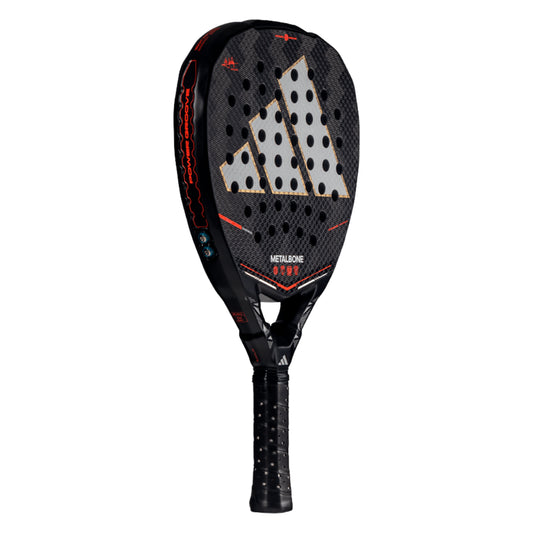 Adidas Metalbone Ale Galán 2026